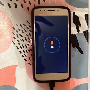 Works perfectly fine (UNLOCKED) android-moto